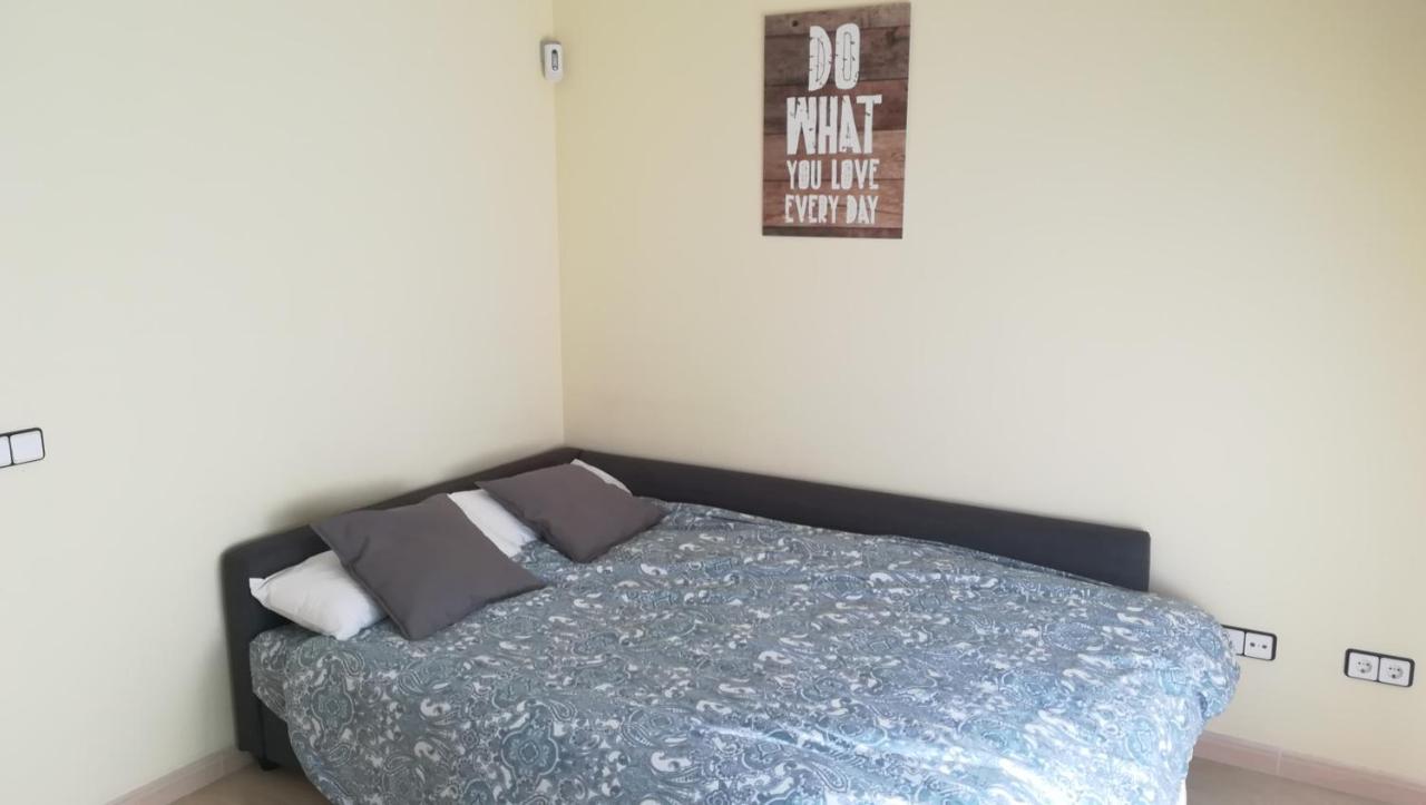 L'Apartament De La Iaia Sant Jaume d'Enveja Ngoại thất bức ảnh